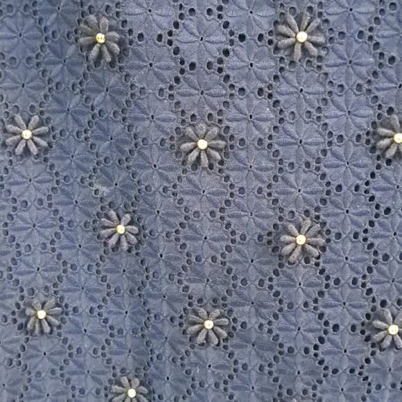 Talbots Navy Blue flower lace beaded pencil skirt size 10 - Picture 2 of 5